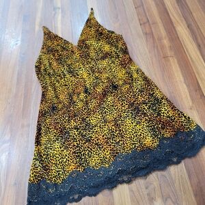 Vintage Victoria's Secret Collection Gold Label Fuzzy Velvet Animal Print Large